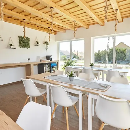 Bed & Breakfast Naturella Panzio