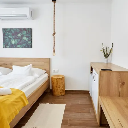 Bed & Breakfast Naturella Panzio Villany