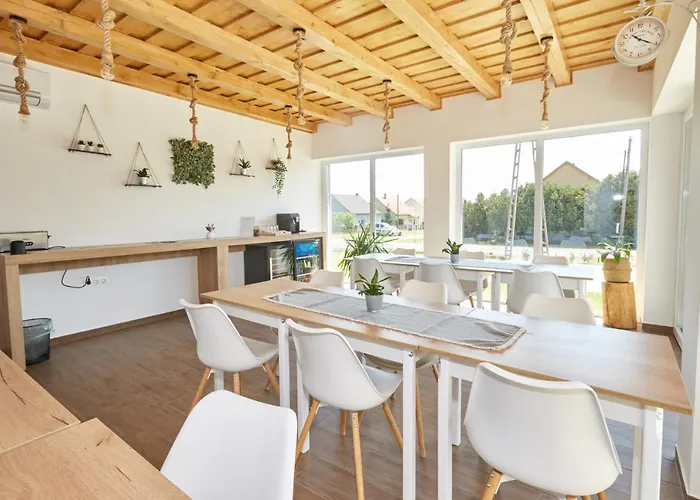 Bed & Breakfast Naturella Panzio